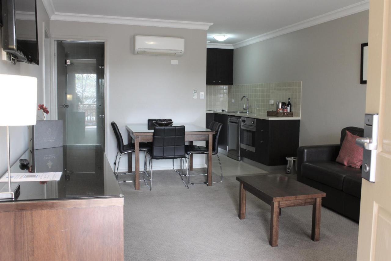 Carlyle Suites & Apartments Wagga Wagga Zewnętrze zdjęcie